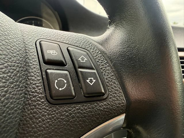 Used 2011 BMW 328i xDrive Coupe AWD/4WD image 17