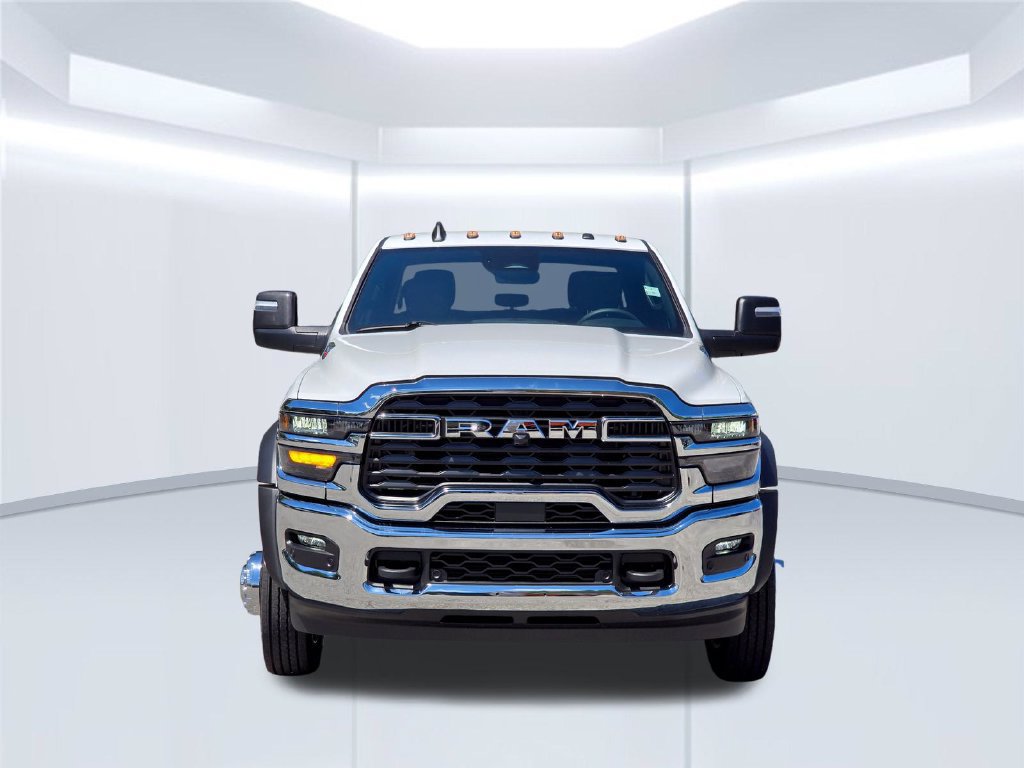 New 2026 RAM 5500 Tradesman w/ Chrome Appearance Group AWD/4WD image 15