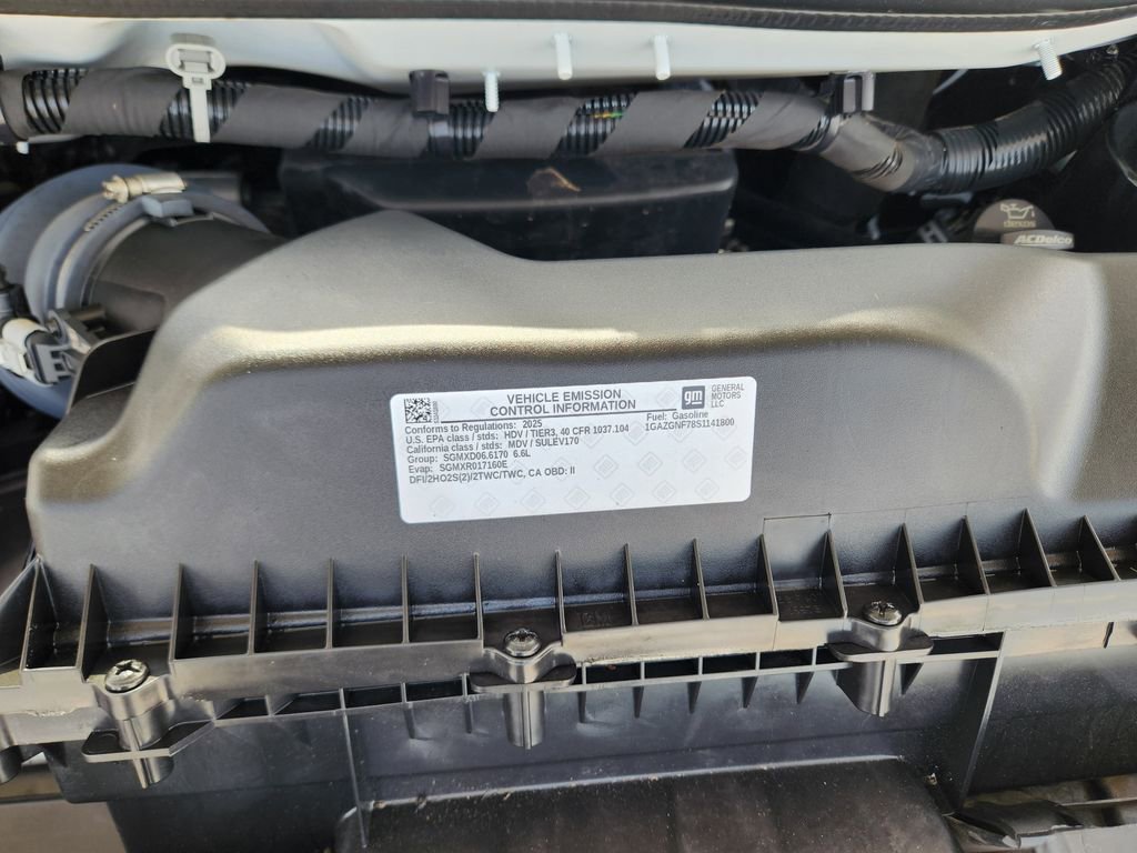 Certified 2025 Chevrolet Express 3500 LS RWD image 32