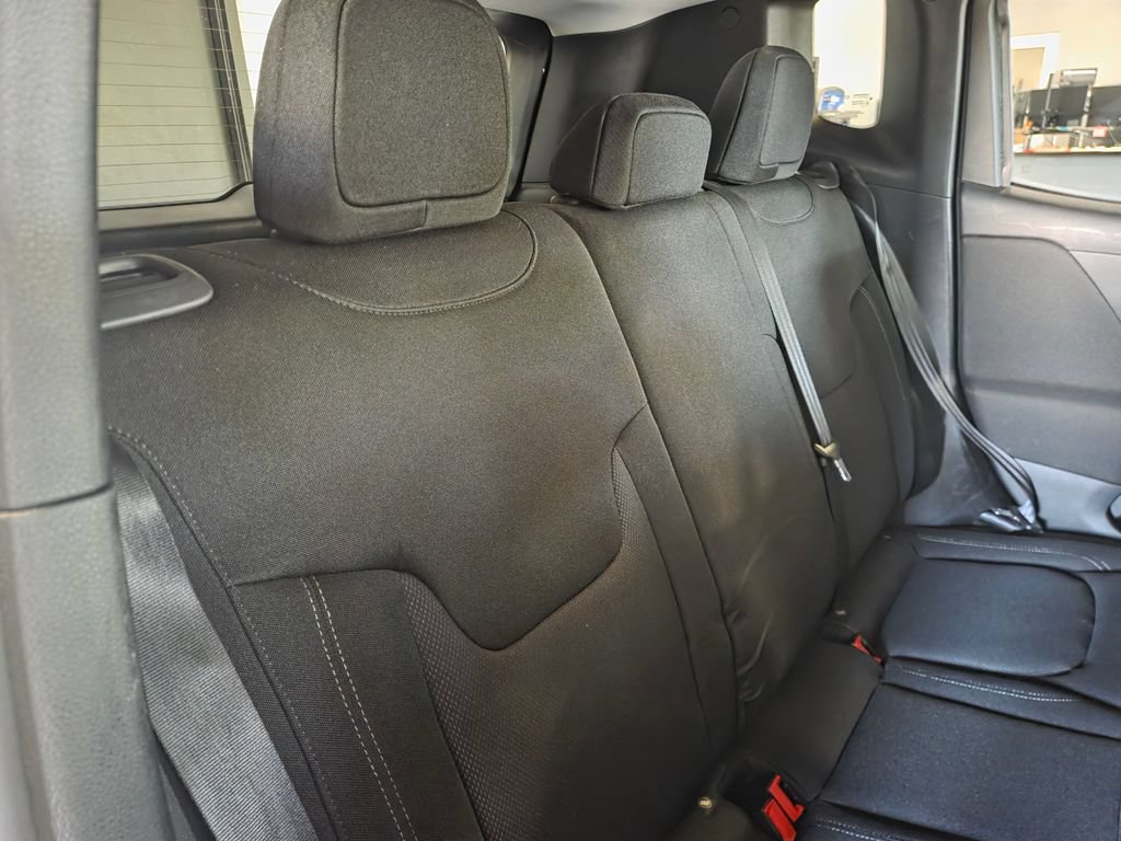 Used 2021 Jeep Renegade Sport AWD/4WD image 19