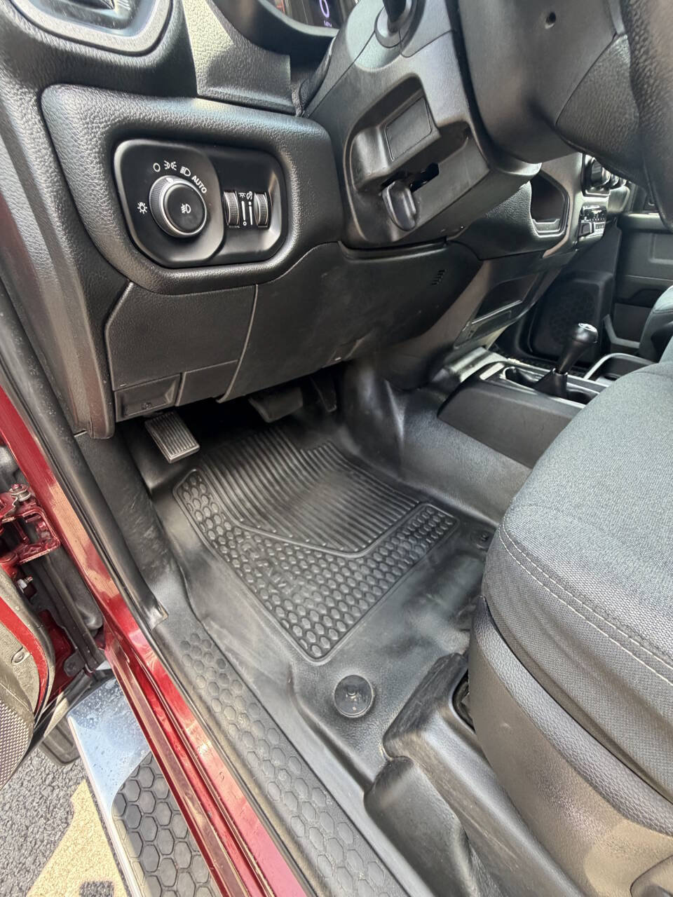Used 2020 RAM 5500 Tradesman w/ Chrome Appearance Group AWD/4WD image 25