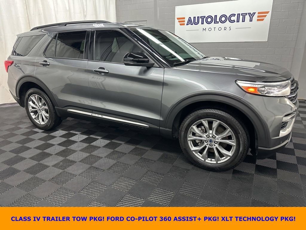 Used 2024 Ford Explorer XLT w/ Equipment Group 202A AWD/4WD image 1
