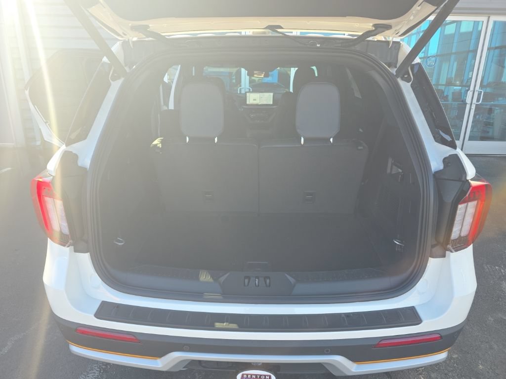 New 2026 Ford Explorer Tremor w/ Tremor Ultimate Package AWD/4WD image 37