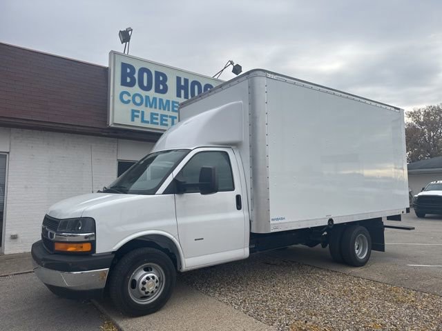 New 2025 Chevrolet Express 3500 Work Van w/ Power Convenience Package image 1