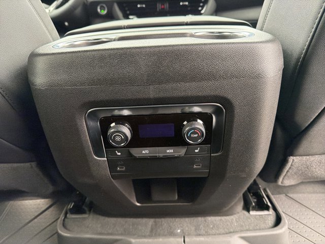 New 2026 Chevrolet Suburban LT w/ Comfort Package image 29
