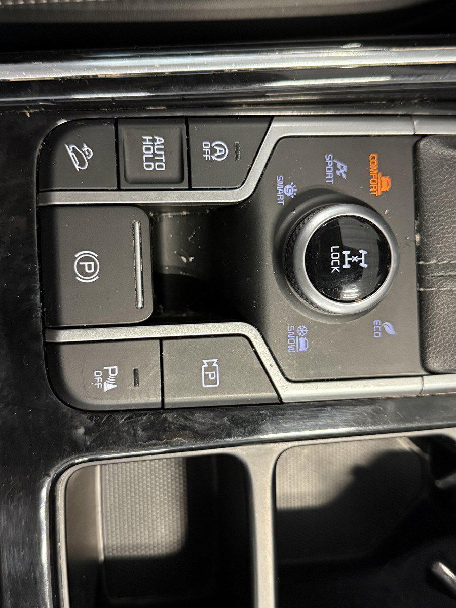 Used 2021 Kia Sorento SX AWD/4WD image 17