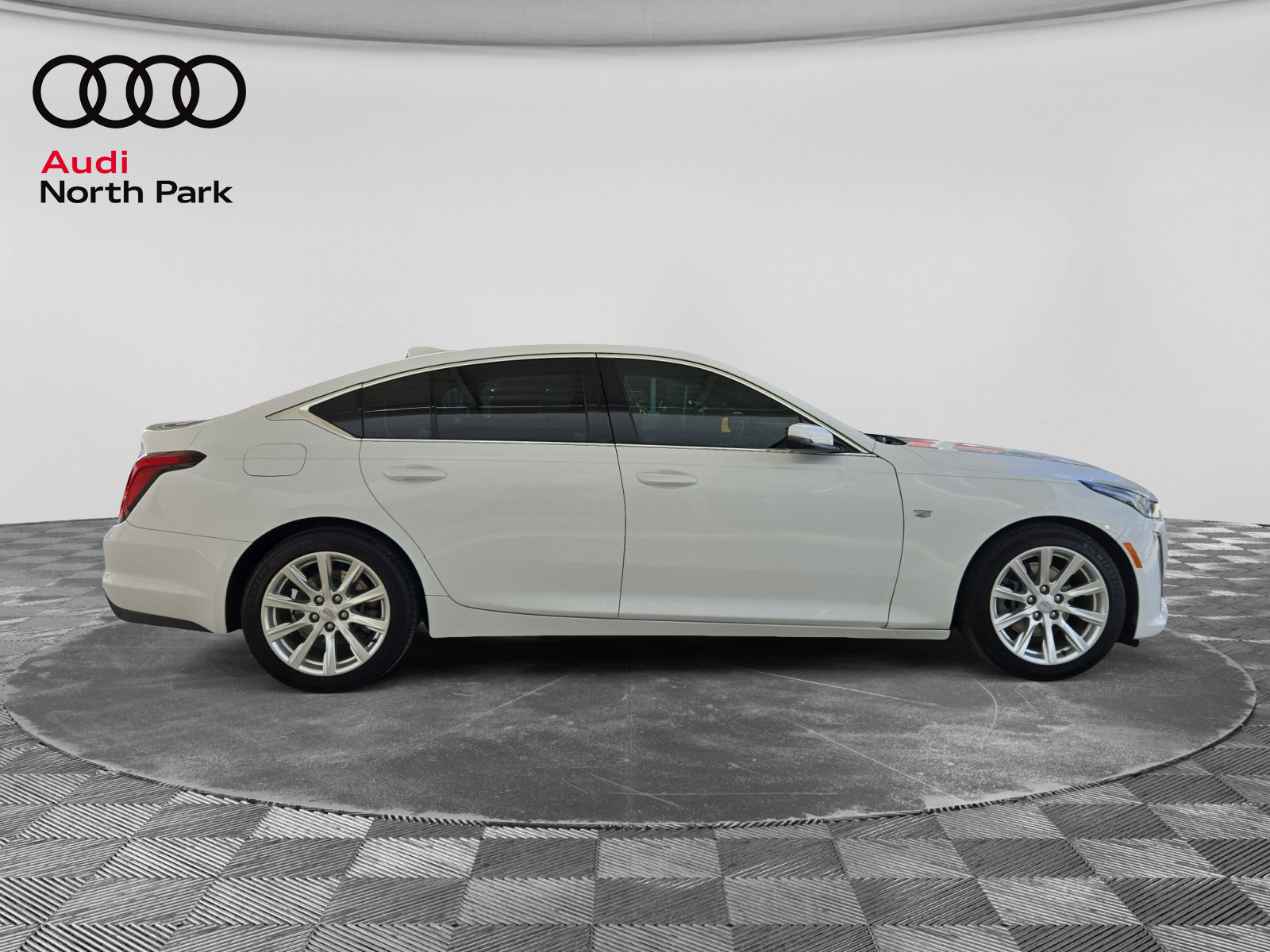 Used 2023 Cadillac CT5 Luxury w/ Cold Weather Package RWD image 6