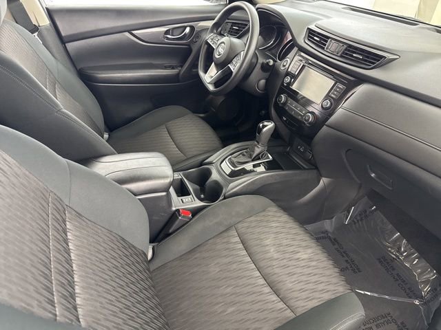 Used 2020 Nissan Rogue SV image 21