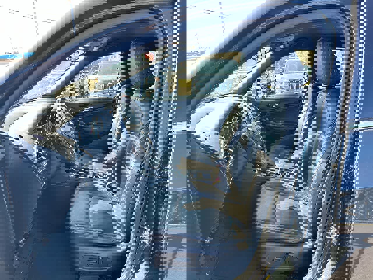 Used 2018 Chevrolet Cruze Premier w/ RS Package image 21