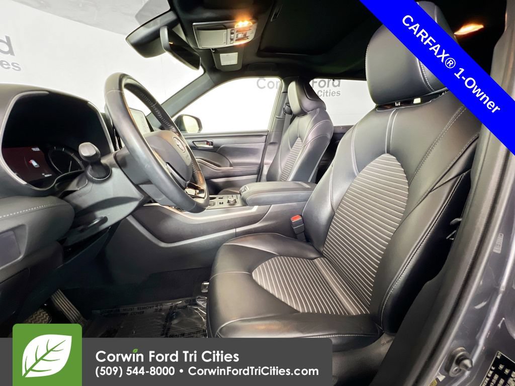 Used 2021 Toyota Highlander XSE AWD/4WD image 24