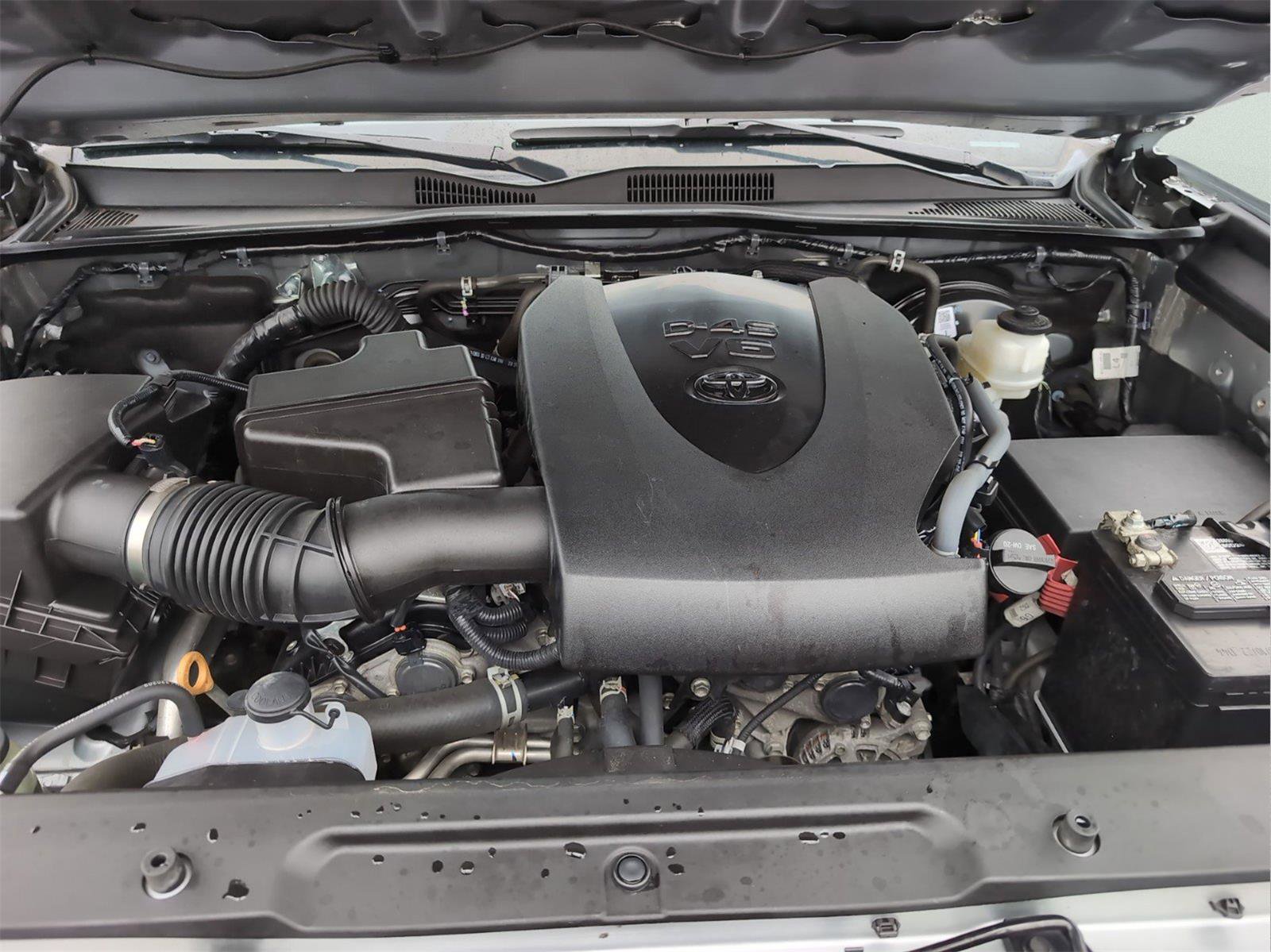 Used 2023 Toyota Tacoma SR5 AWD/4WD image 11