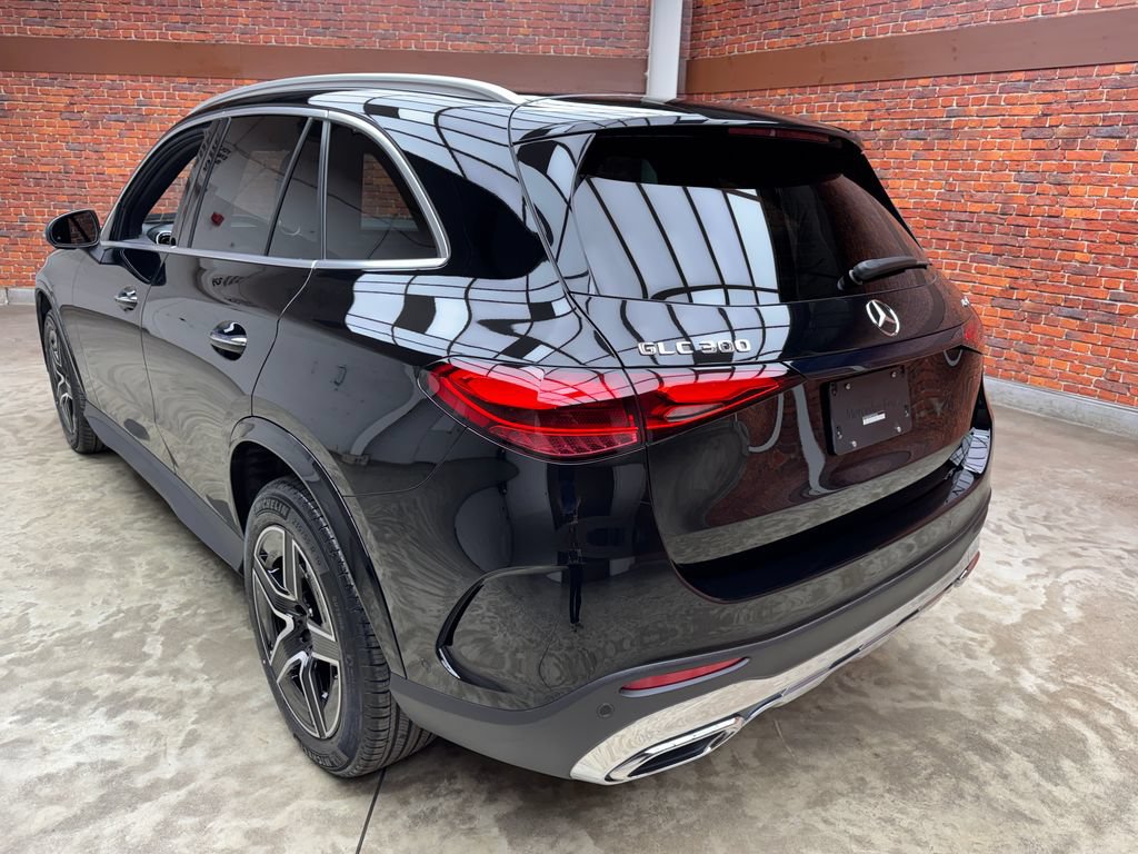 Certified 2025 Mercedes-Benz GLC 300 4MATIC image 3