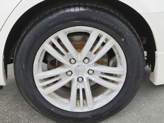 Used 2012 INFINITI G37 x w/ Premium Pkg image 32