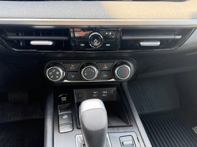 Certified 2025 Nissan Kicks SV w/ Charging Package FWD image 21