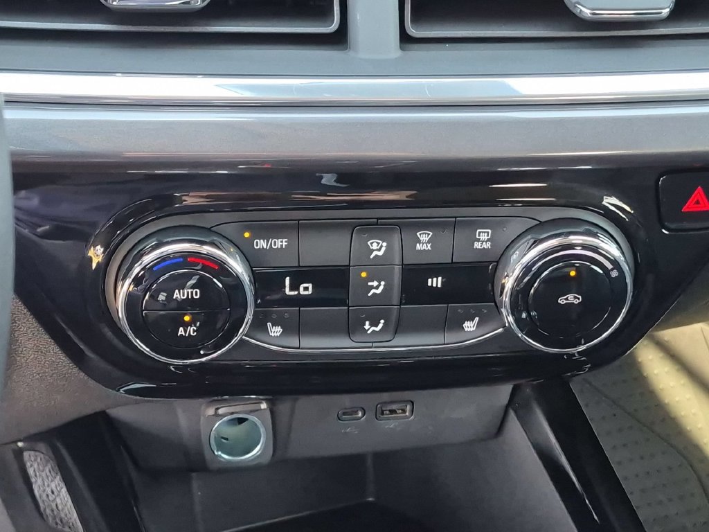 Used 2024 Chevrolet Trax ACTIV w/ Driver Confidence Package FWD image 10