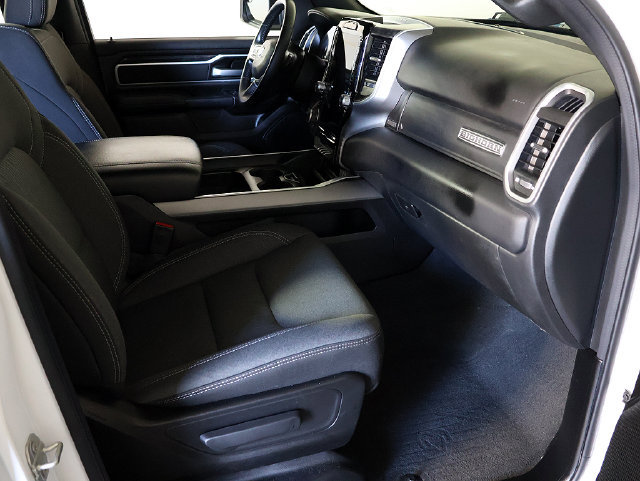 Used 2023 RAM 1500 Big Horn AWD/4WD image 32