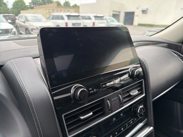 Used 2024 INFINITI QX80 Luxe RWD image 13