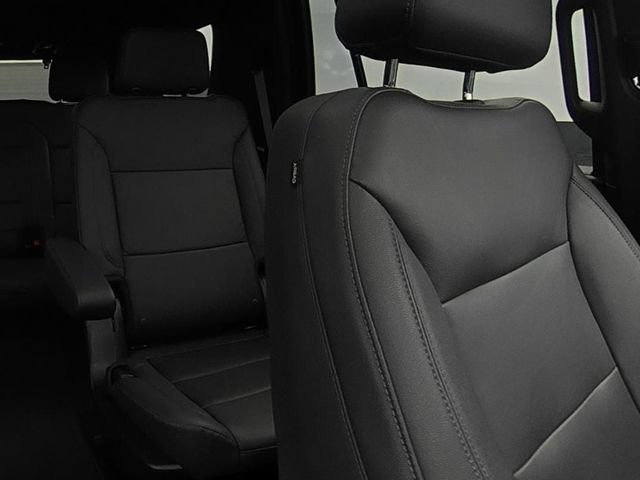 Used 2023 Chevrolet Tahoe Z71 w/ Luxury Package AWD/4WD image 30