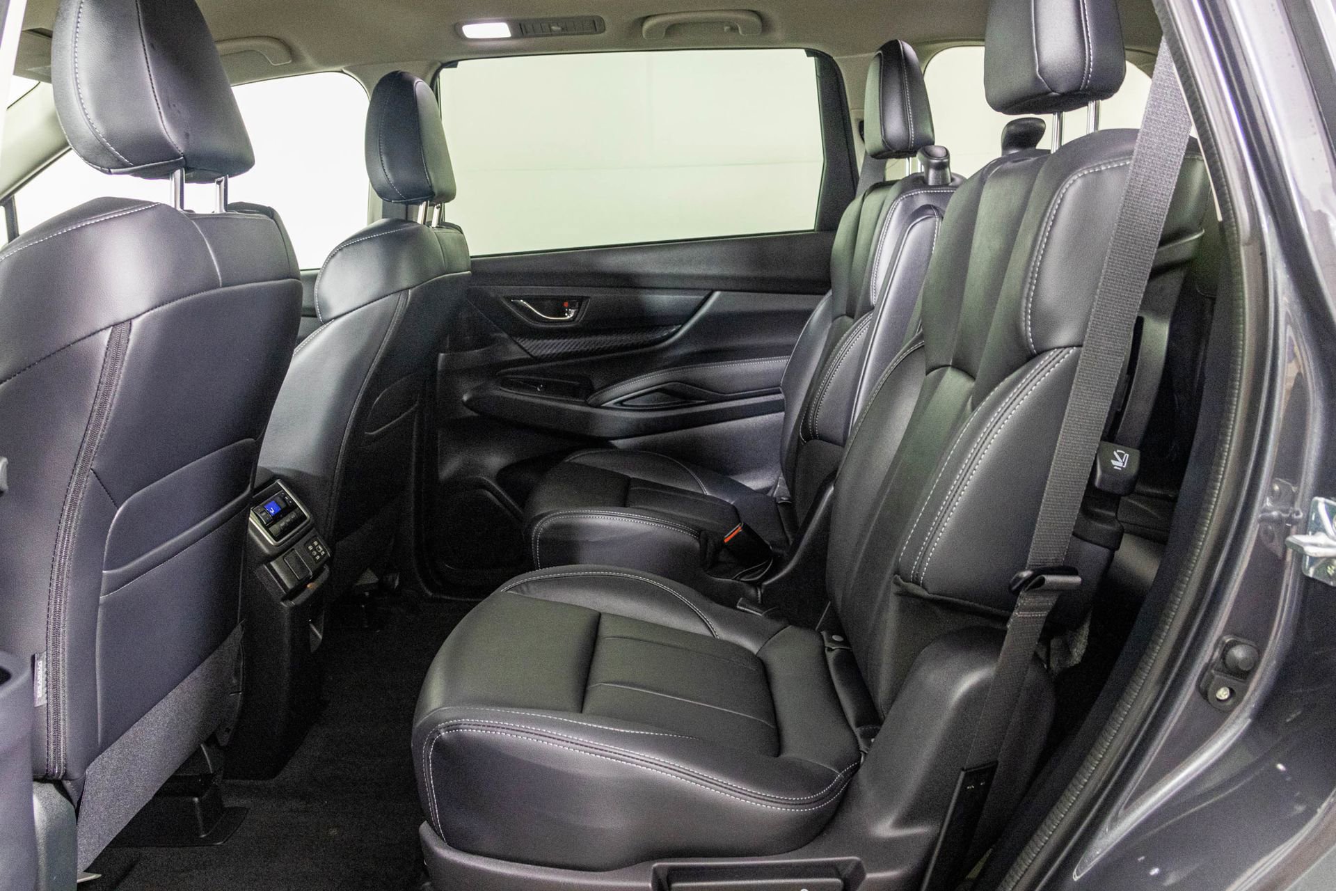 Used 2026 Subaru Ascent Premium AWD/4WD image 38