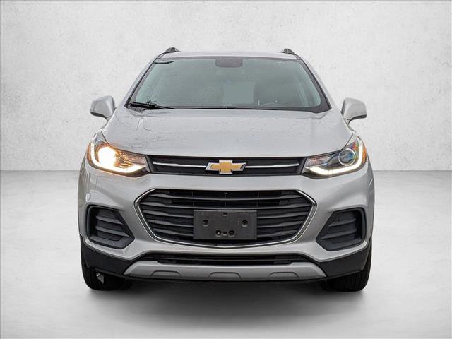 Used 2020 Chevrolet Trax LT w/ LT Convenience Package image 2