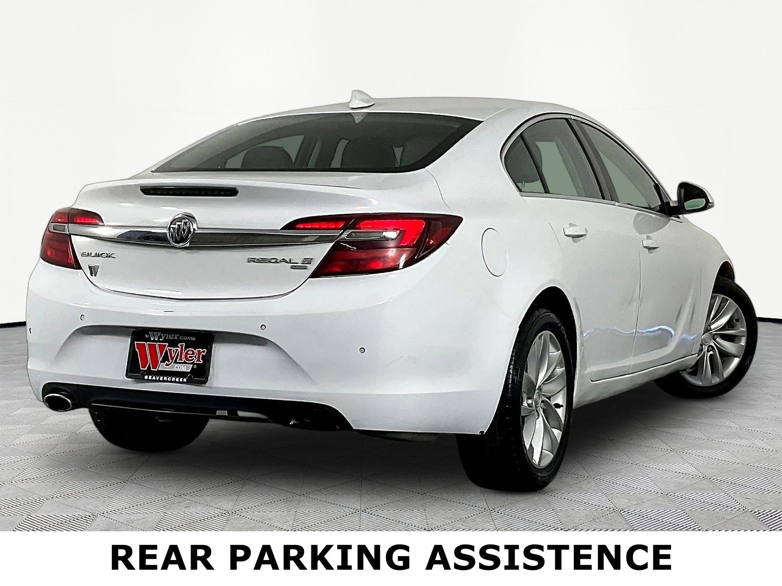 Used 2016 Buick Regal Premium AWD/4WD image 6