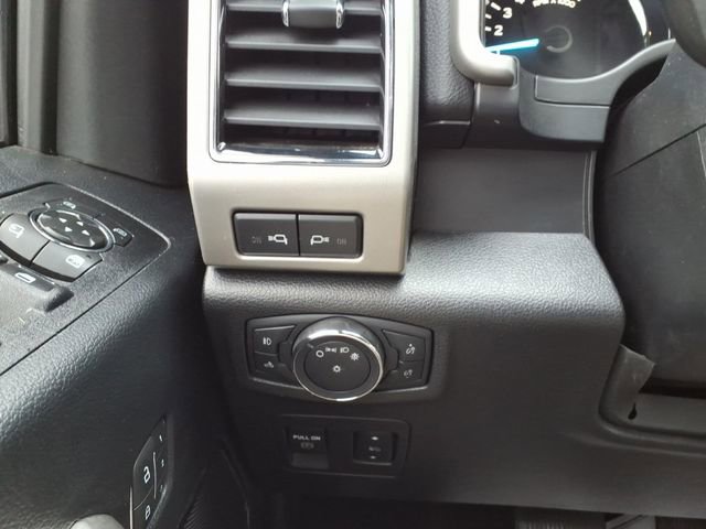 Certified 2020 Ford F150 Lariat w/ Equipment Group 502A Luxury image 15