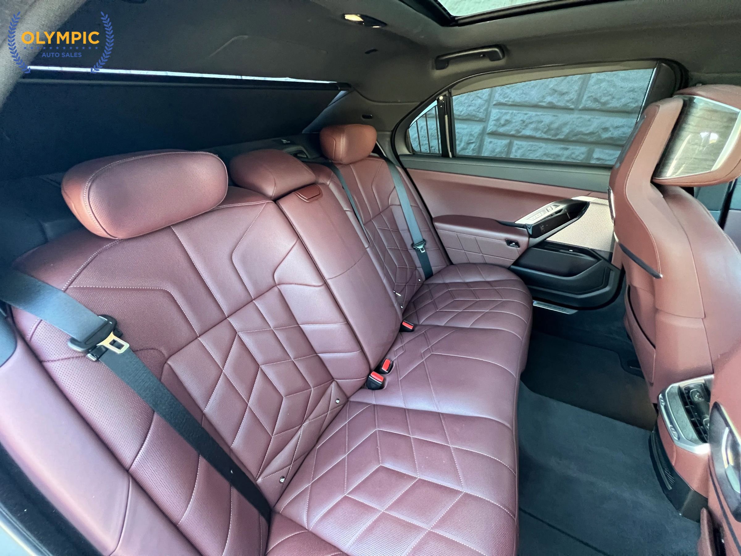 Used 2023 BMW 740i image 51