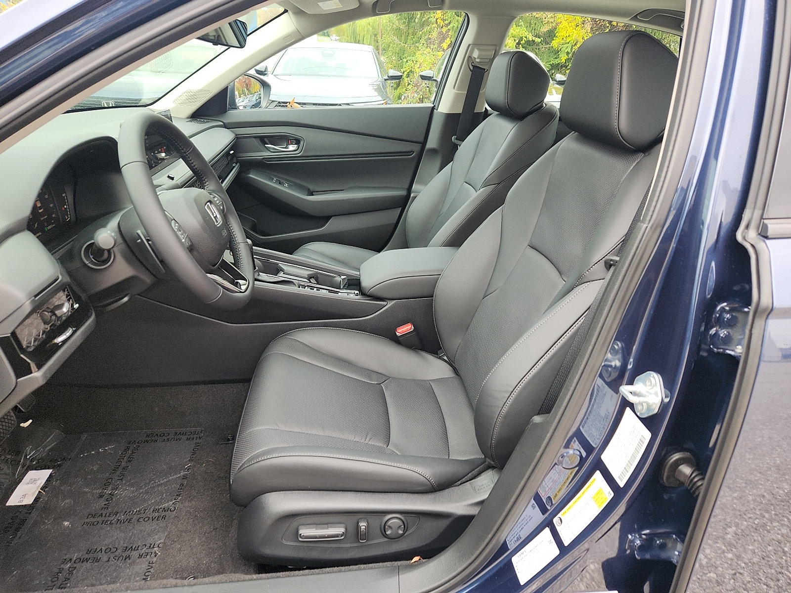 New 2025 Honda Accord EX-L image 9