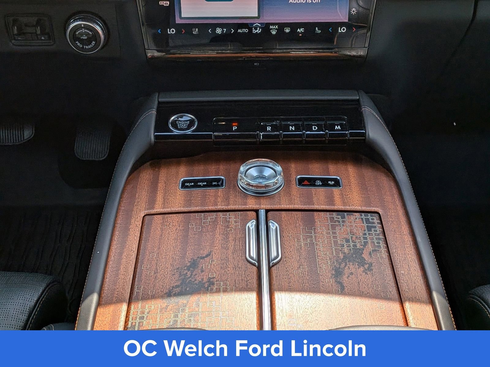 Certified 2025 Lincoln Navigator L Black Label AWD/4WD image 23