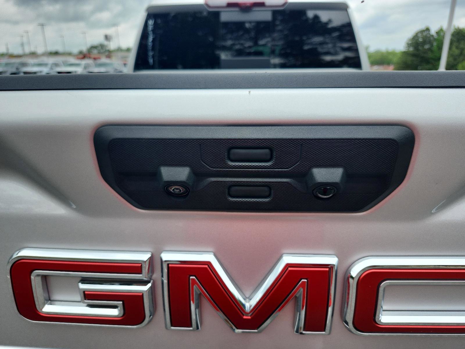 Used 2022 GMC Sierra 2500 Denali w/ Denali Ultimate Package AWD/4WD image 13