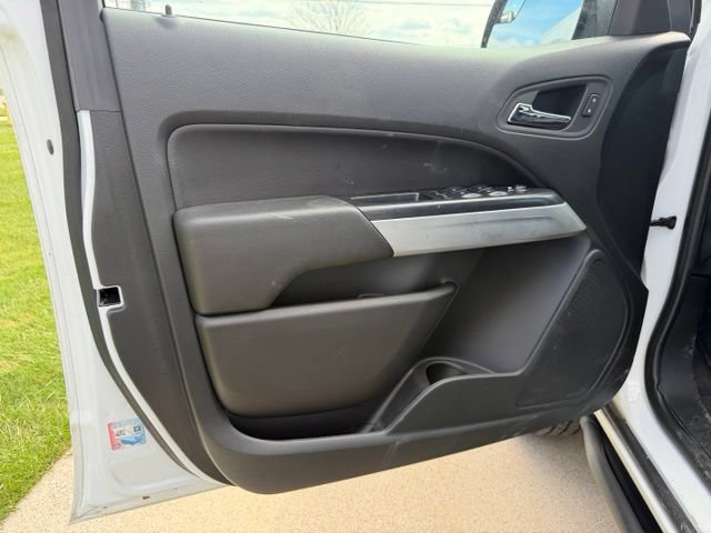 Used 2021 Chevrolet Colorado LT w/ Safety Package AWD/4WD image 17