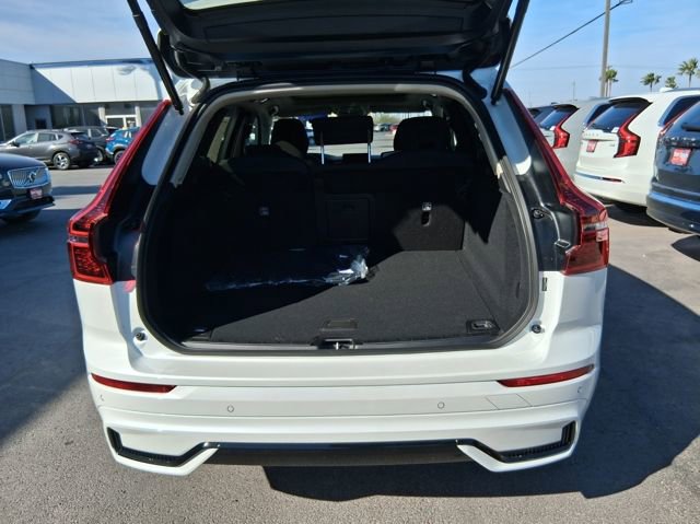 New 2026 Volvo XC60 B5 Core AWD/4WD image 6
