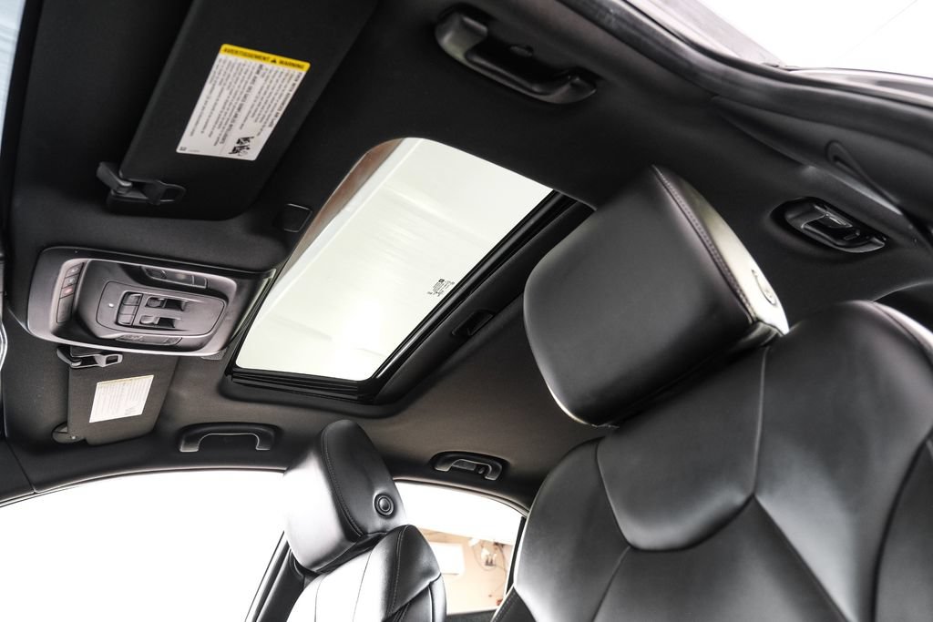 Used 2023 Cadillac CT4 Luxury w/ Sun And Sound Package RWD image 5