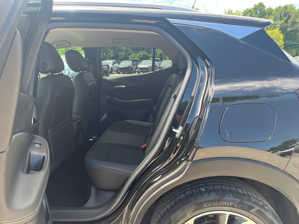 Used 2023 Buick Encore GX Select FWD image 27