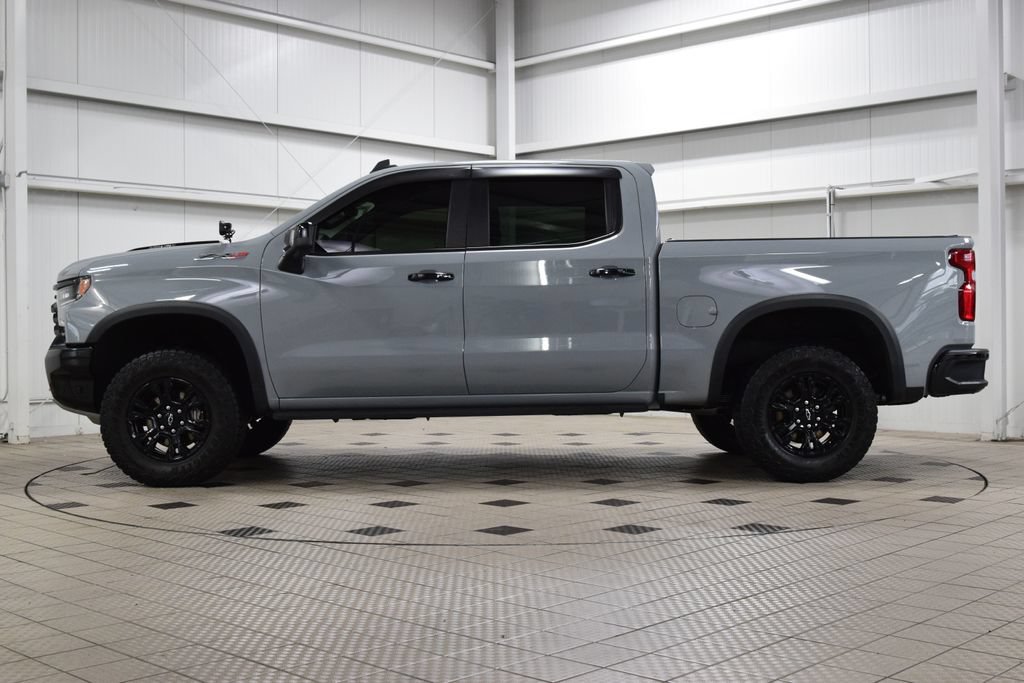 Used 2024 Chevrolet Silverado 1500 ZR2 w/ Technology Package AWD/4WD image 4