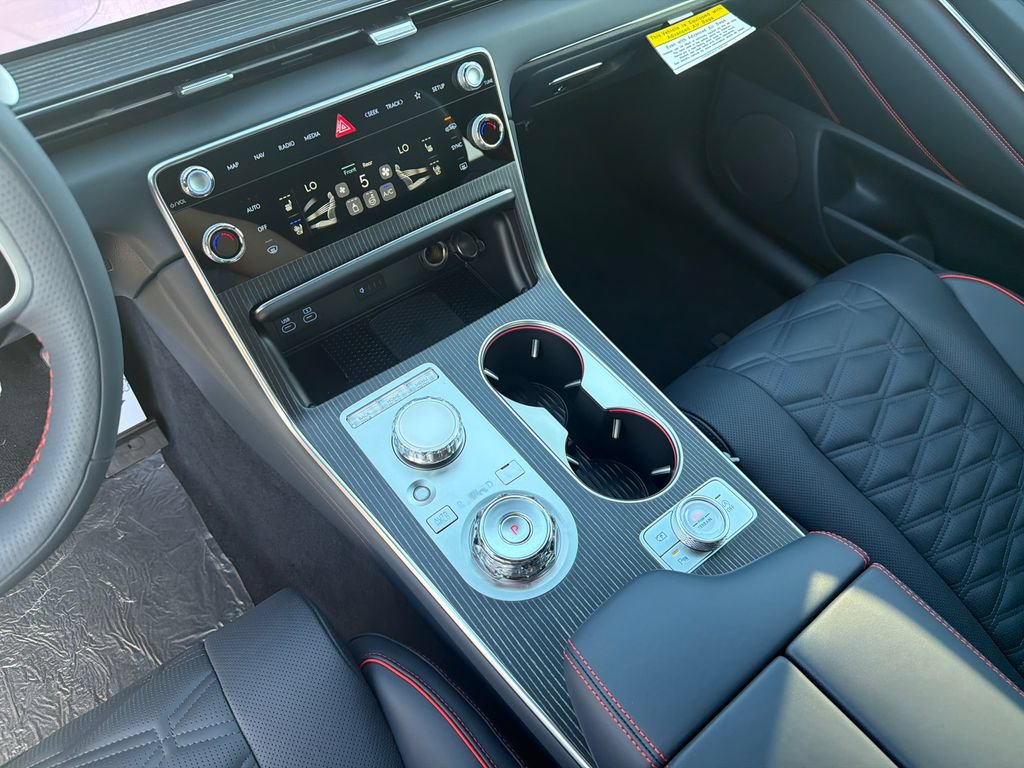 New 2027 Genesis GV80 3.5T e-SC AWD/4WD image 32