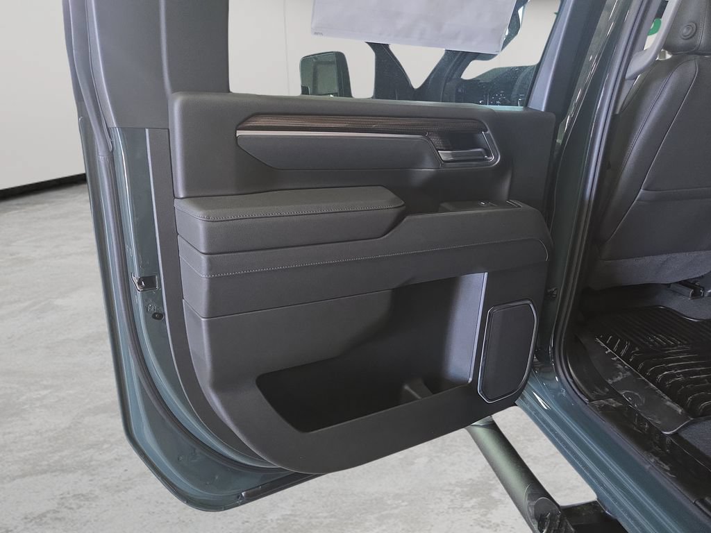 New 2026 Chevrolet Silverado 3500 LT w/ Trail Boss Package AWD/4WD image 39