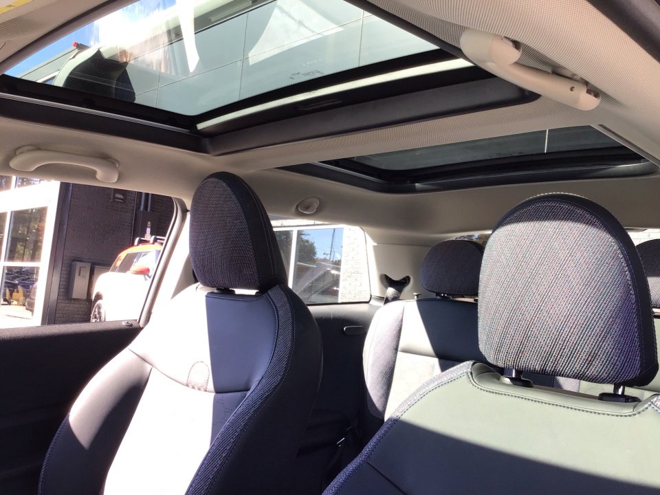 Certified 2025 MINI Cooper S image 21