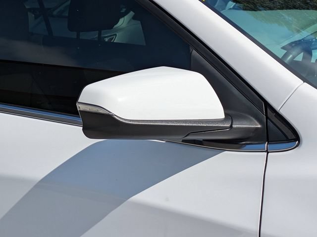 Used 2024 Chevrolet Equinox Premier FWD image 12