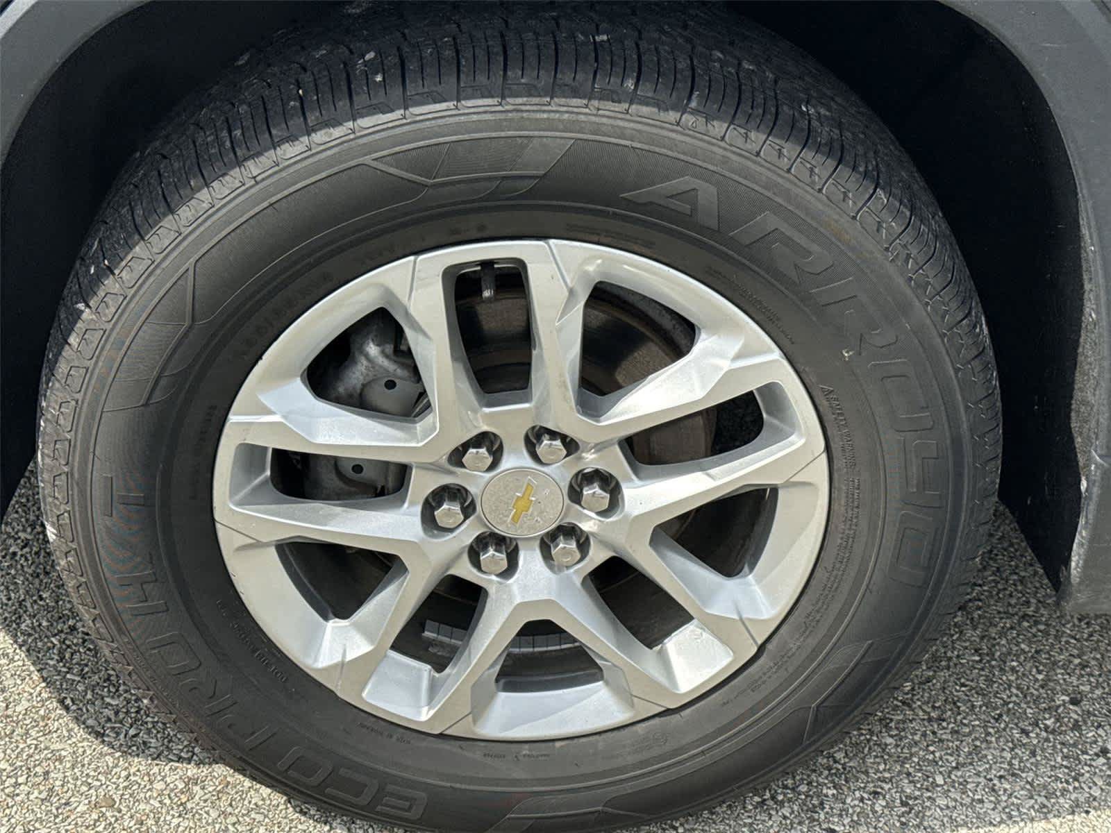Used 2020 Chevrolet Traverse LT w/ Driver Confidence II Package AWD/4WD image 12