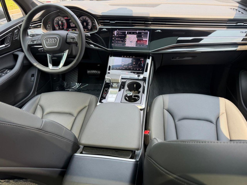 Used 2026 Audi Q7 3.0T Premium Plus AWD/4WD image 11