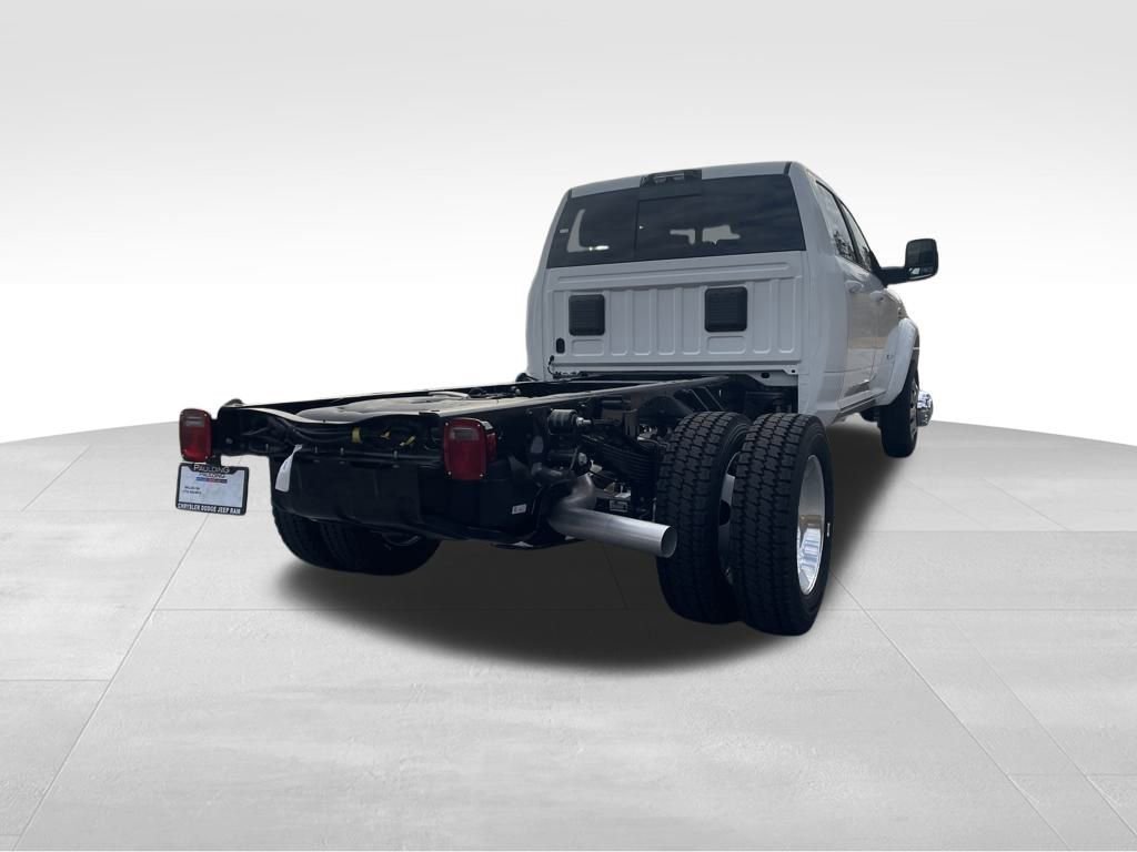 New 2026 RAM 4500 Tradesman w/ Laramie Trim Package image 5