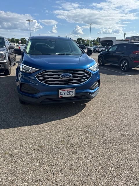 Used 2020 Ford Edge SE FWD image 2