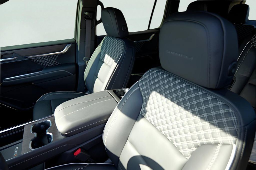 New 2026 GMC Acadia Denali w/ Super Cruise Package image 10