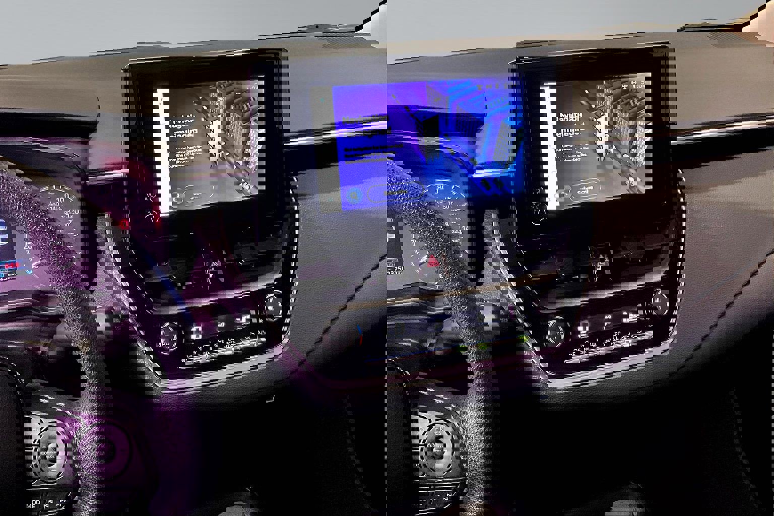 Used 2023 Toyota Corolla LE image 9