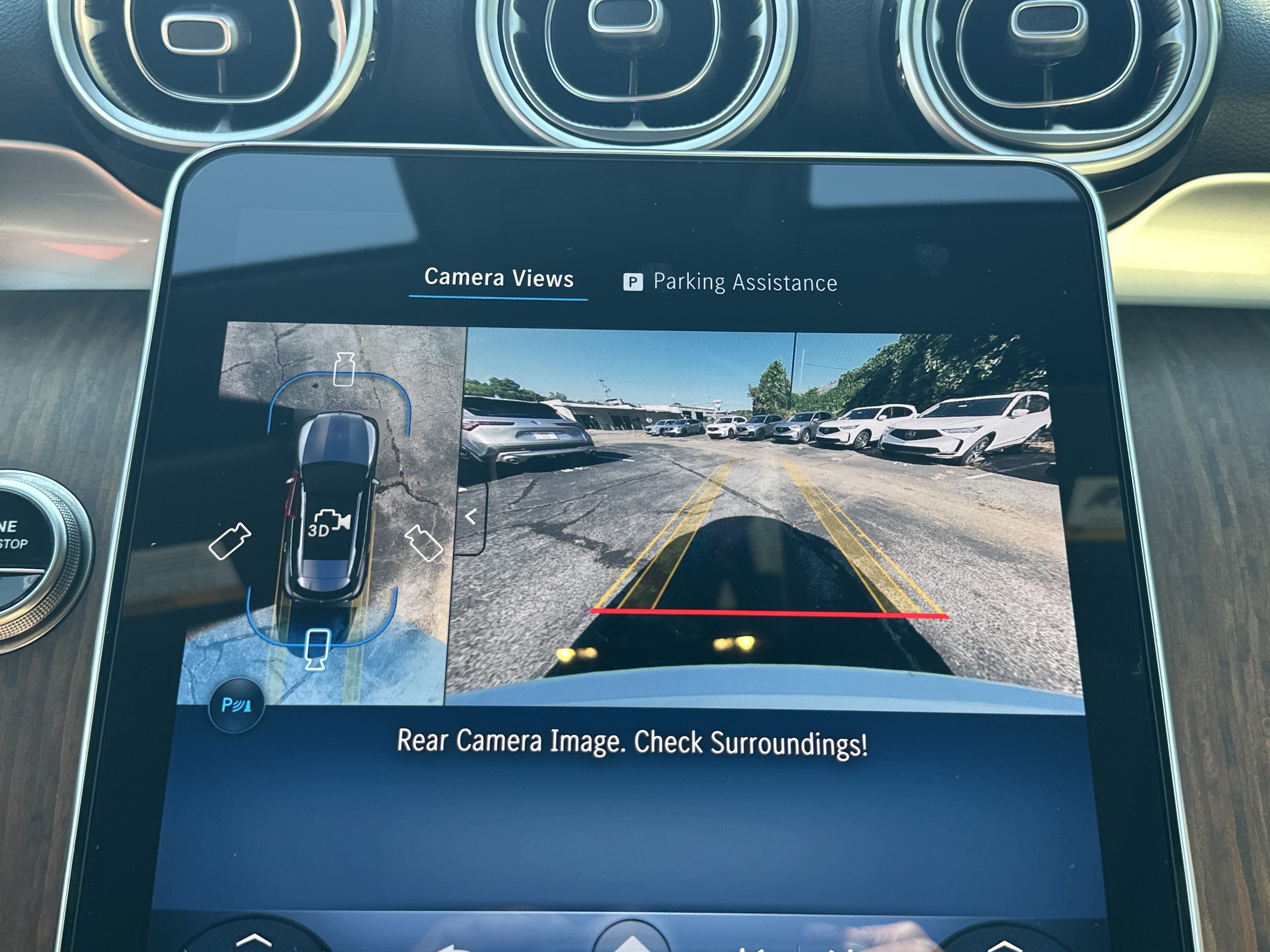 Used 2025 Mercedes-Benz GLC 300 image 33