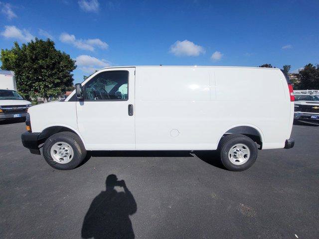 New 2025 Chevrolet Express 2500 w/ Driver Convenience Package RWD image 5