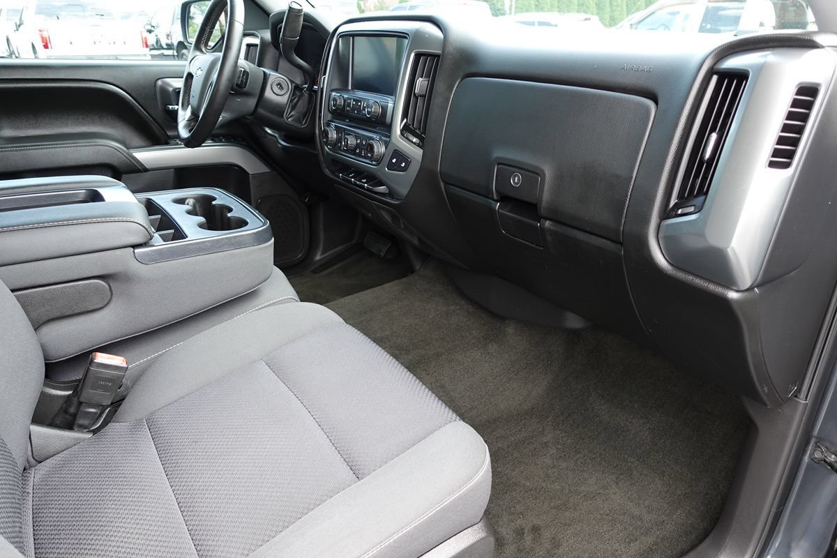 Used 2017 Chevrolet Silverado 1500 LT w/ All Star Edition AWD/4WD image 36