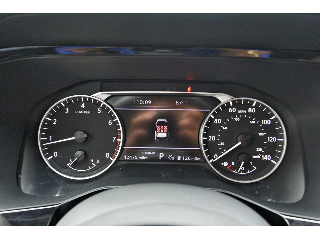 Used 2023 Nissan Pathfinder SL FWD image 14
