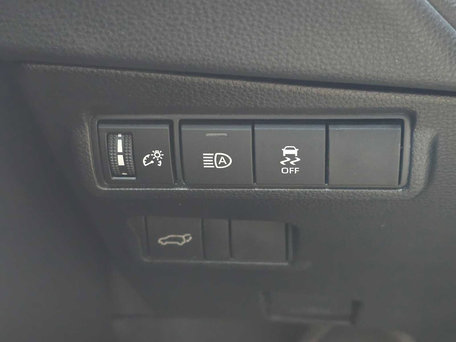 Certified 2026 Toyota Corolla Cross XLE w/ Convenience Package image 34